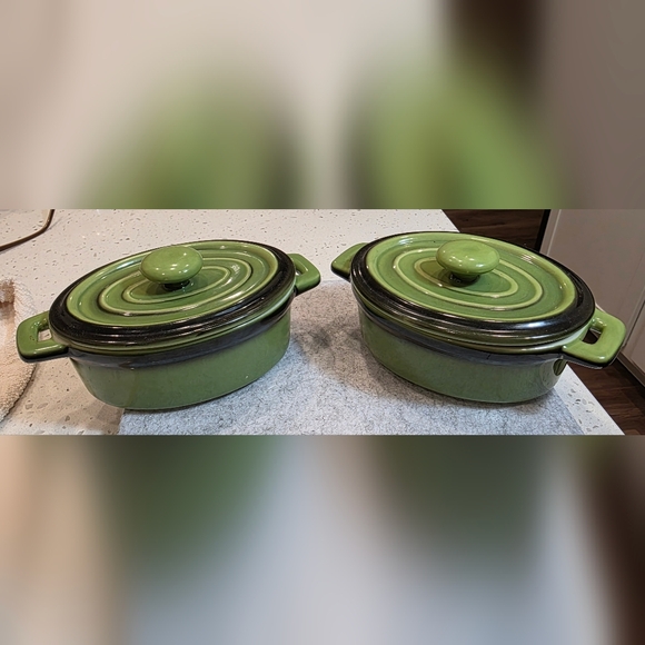 Vintage avocado green stoneware mini covered casserole dish. Set Of 2, Like New. - Picture 2 of 13